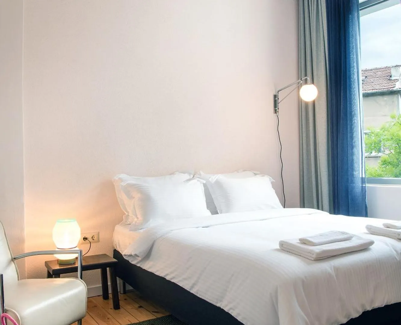 Dazzling Minimalist One Bedroom Apartment Sofia
